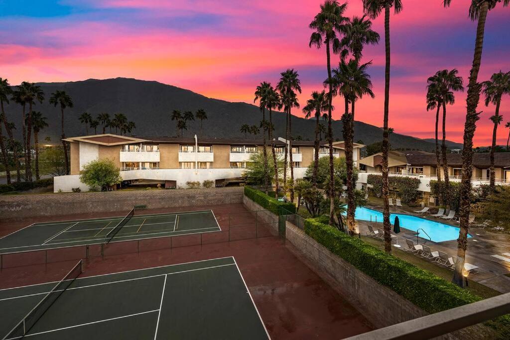 The 1 At Biarritz-Remodeled 1 Bedroom In Downtown Ps Palm Springs Eksteriør bilde